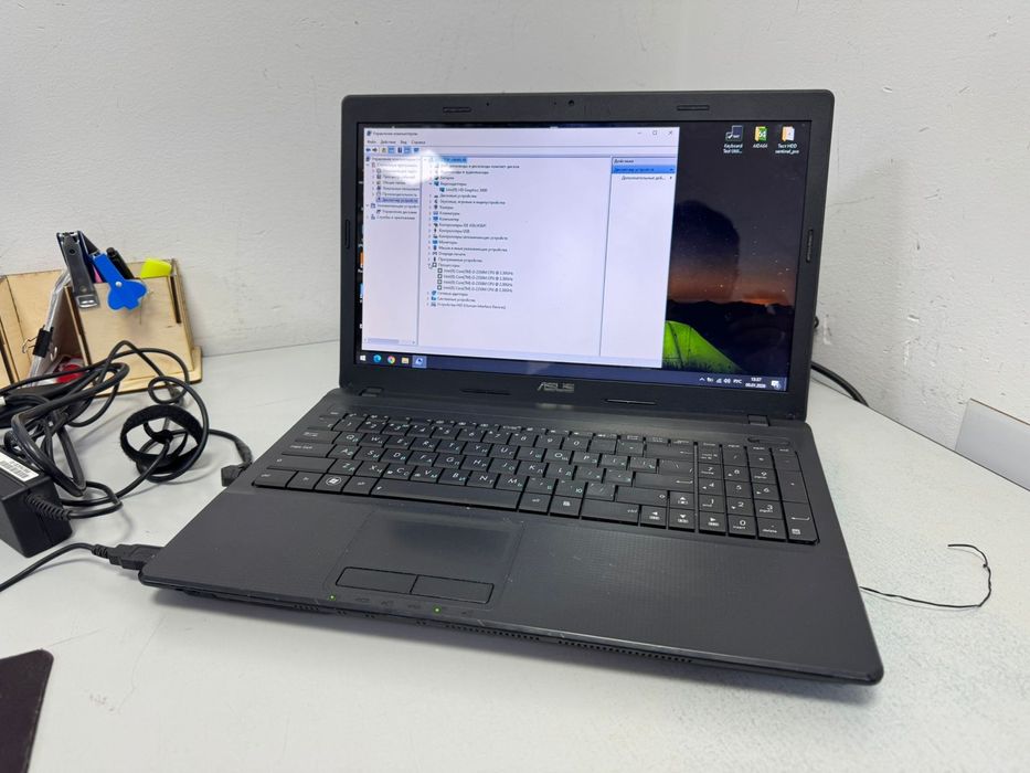 Продам i3 ноутбук