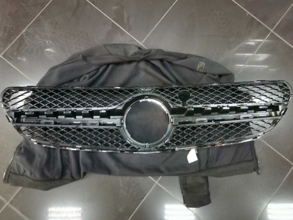 Нова Оригинална S63 S65 AMG Решетка Mercedes S Coupe W217 Мерцедес 217