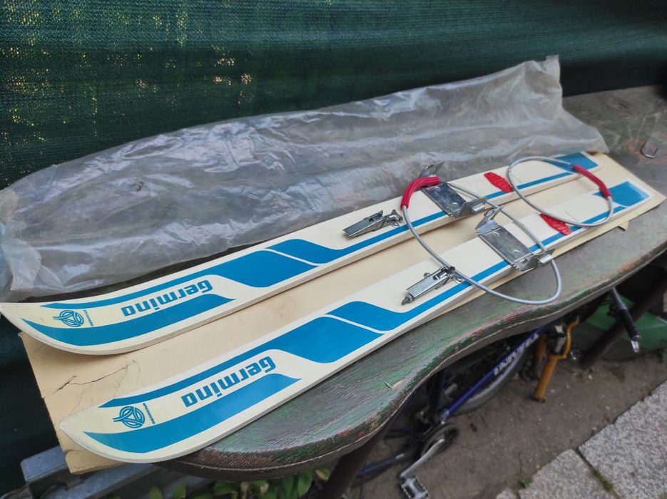 Детски ски антика!!!