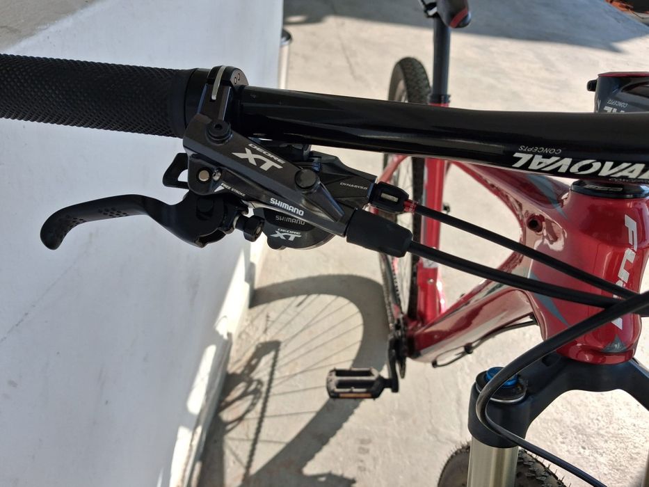 Bicicleta Fuji 29 carbon