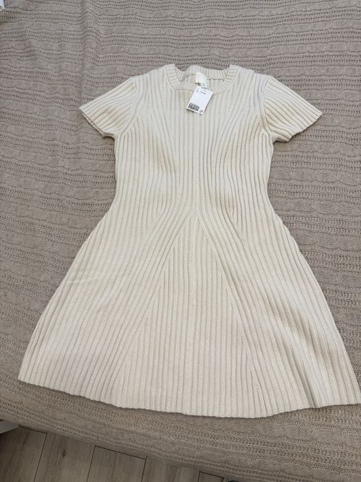 Платье h&m новое, размер L