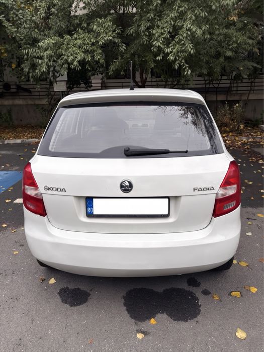 SKODA Fabia 2013 — imagine 2