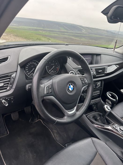 BMW X1 2012 4x4  Panoramic