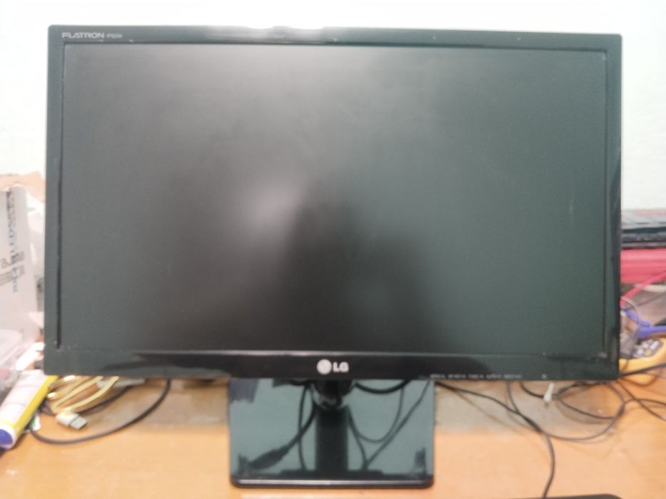 Монитор LG Flatron IPS234