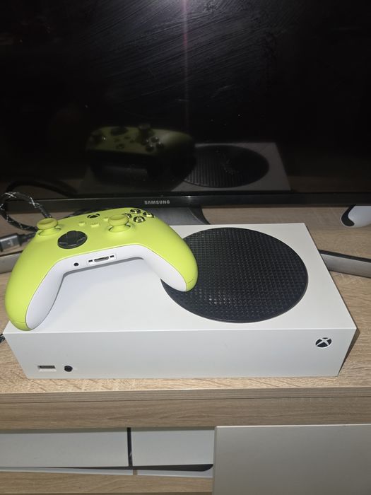 Consola Xbos series s + controller