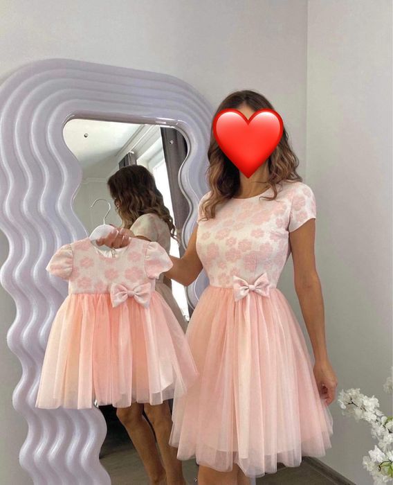 Еднакви рокли Xs,86 см и 116 см