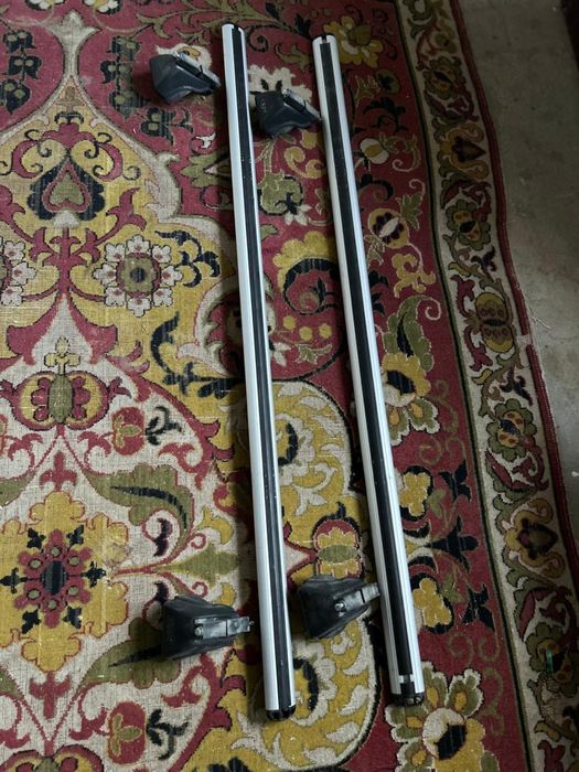 продается автобокс с поперечинами