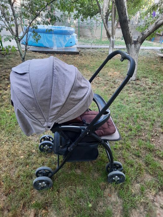 Коляска прогулочная