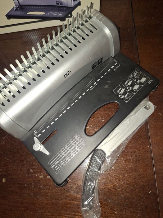 Переплетная машинка Deli 3870