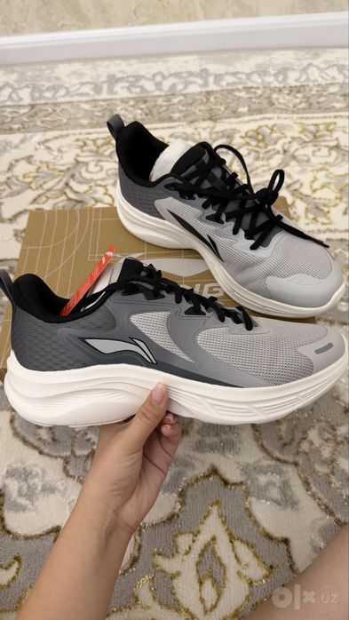 Новые оригинальные кроссовки Li-Ning