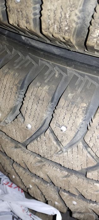 Диски с резиной на Паджеро 4