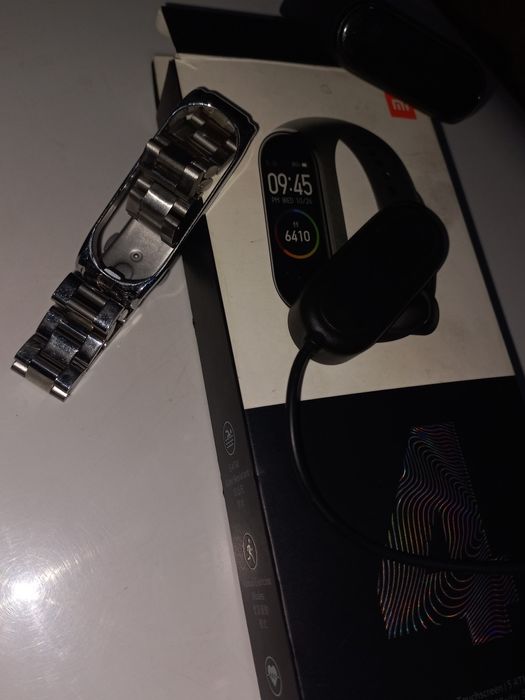 Смарт часы Мi Band-4