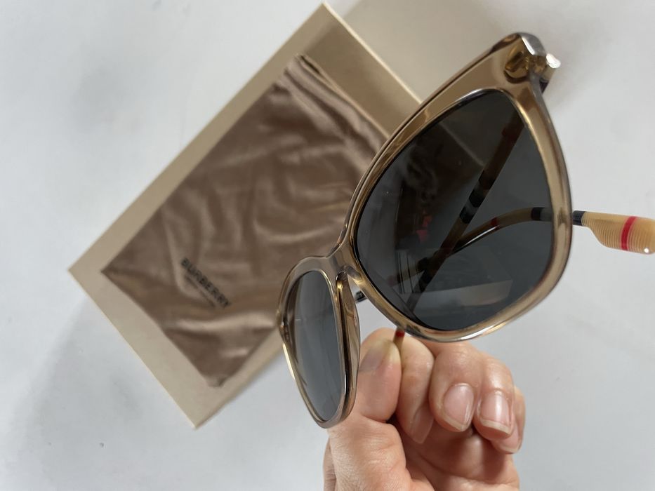 Ochelari de soare burberry originali