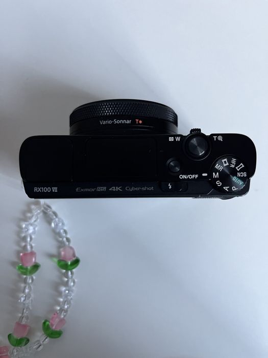 Дигитална камера Sony rx100 vii