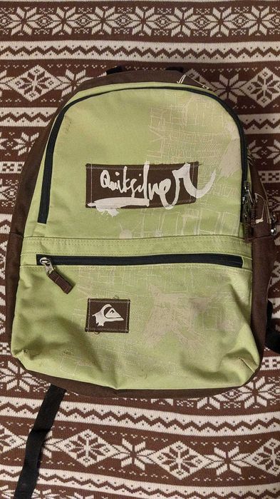 Раница за туризъм и ученическа