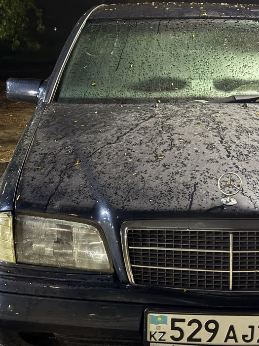Mercedes benz w202