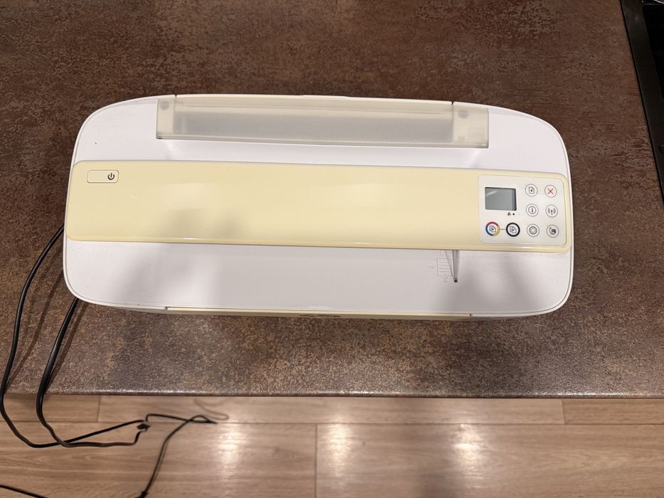 HP DeskJet 3720 All-in-One Printer