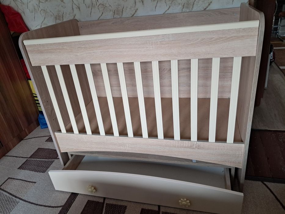 Детско легло/ люлка+ подарък матрак