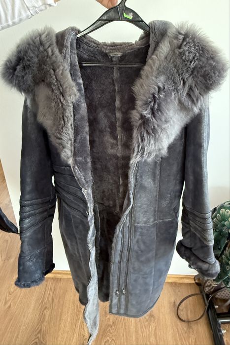 haina cu blana interioara si la gluga noua