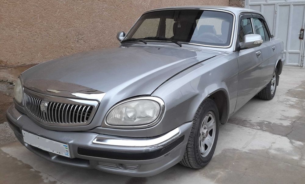 ГАЗ 31105 сотилади