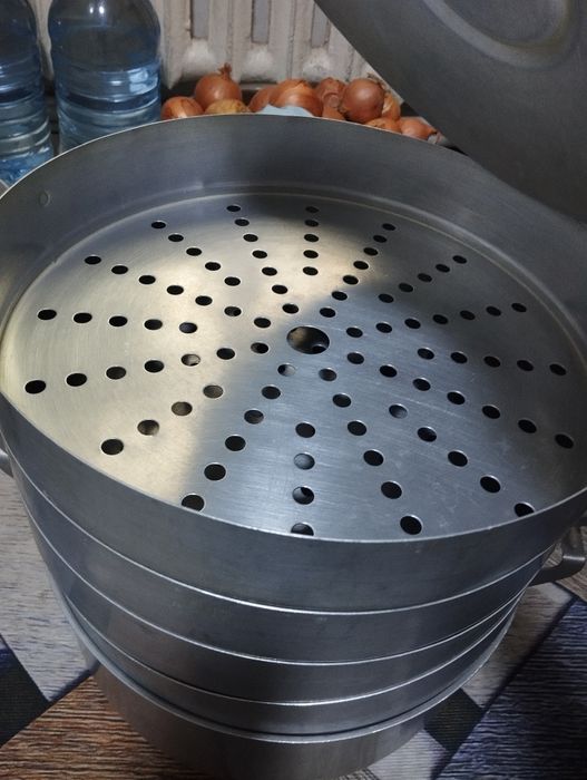 Мантоварка, кастрюля  сатылады