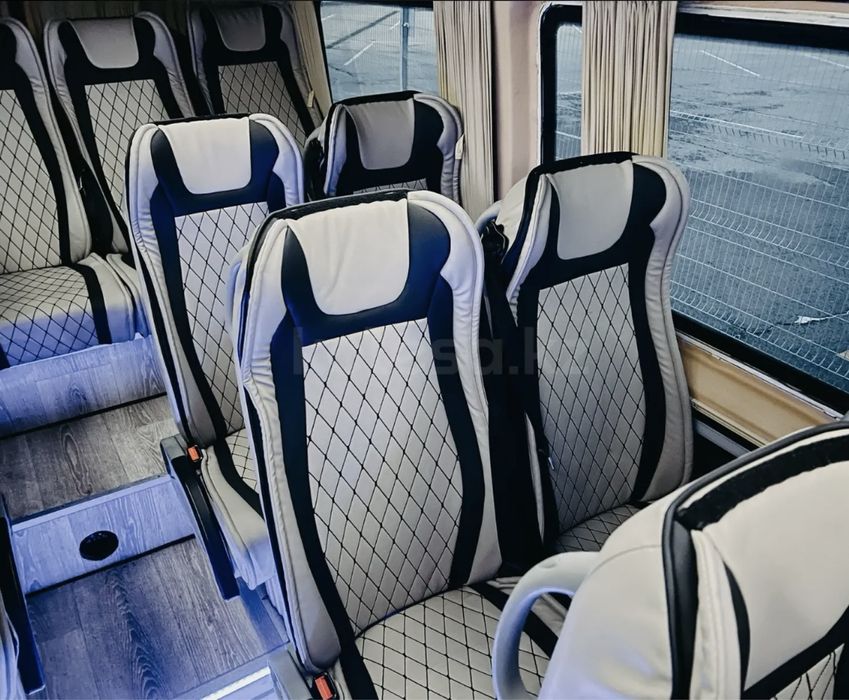 Мерседес Спринтер вип салон 17 мест