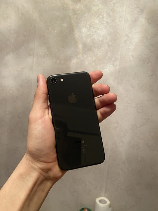 Iphone 8 в хорошем состоянии