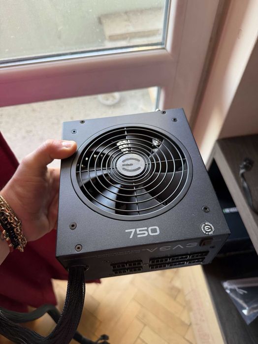 be quiet! Pure Base 500 DX White+evga750GOLD+/EVGA CLC240mm All-In-One