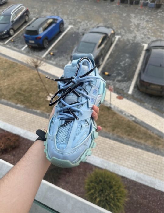 Balenciaga Triple S 43