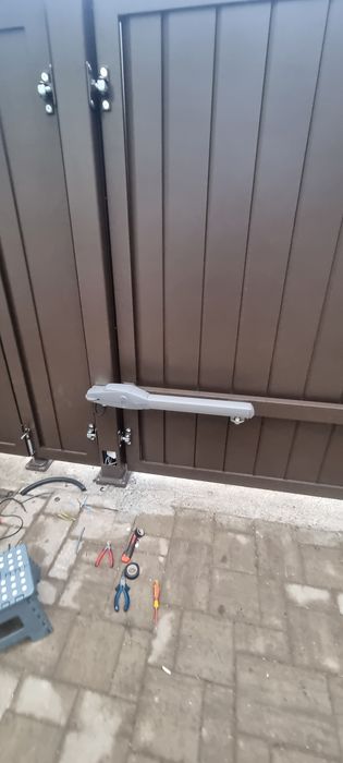 Montaj automatizări porți culisante batante