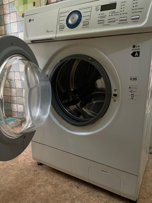 Машинка стиральная Автомат