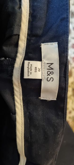 Pantaloni bleumarin noi