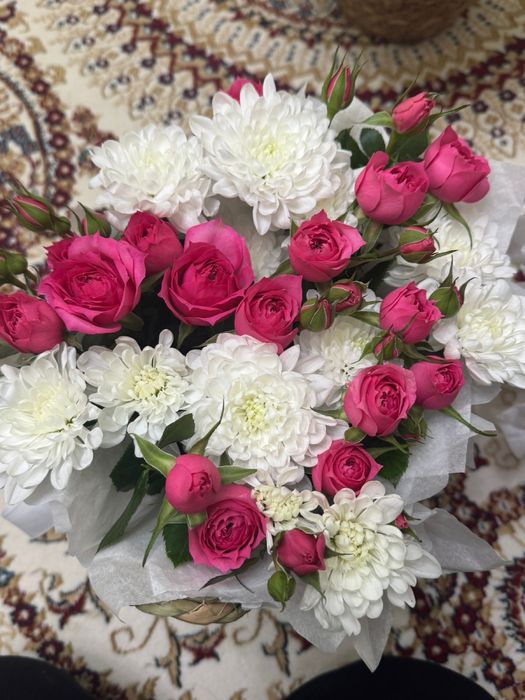 Цветы гүл сатылады