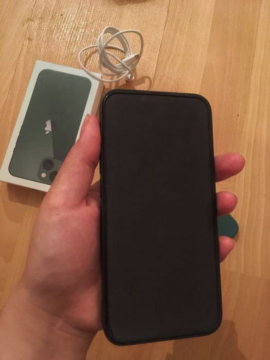 Айфон 13 128гб 400000 тг