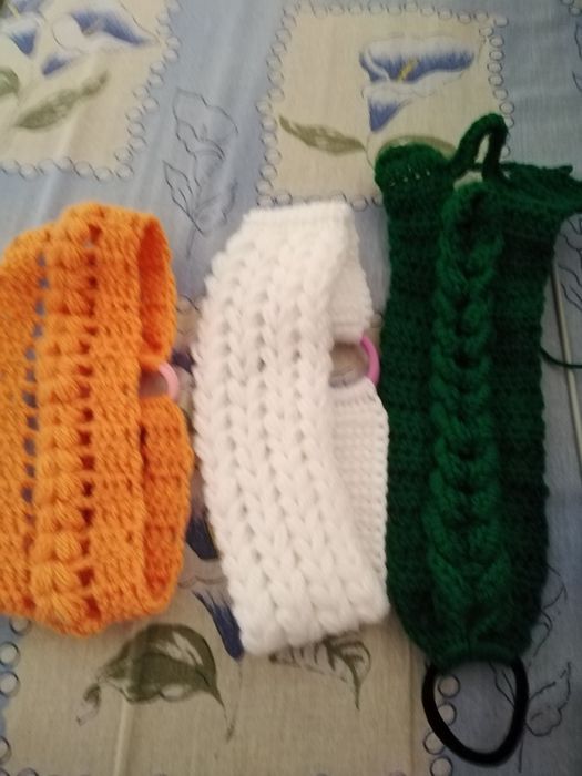 Poncho-uri / bentițe croșetate