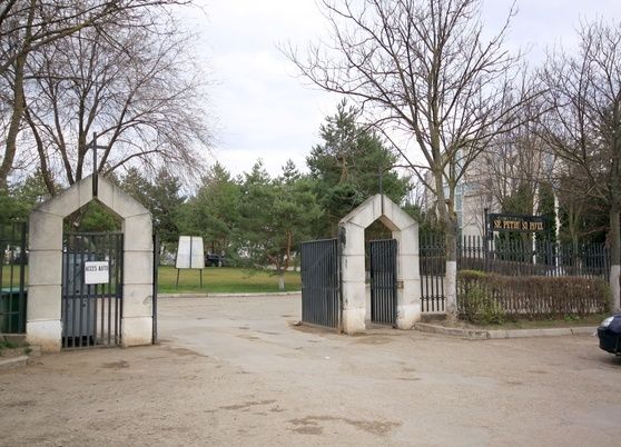 Loc de veci cimitir Petru și Pavel