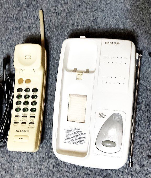 Продаю радио телефон