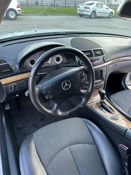 Mercedes E220 CDI Facelift 2007 Automat