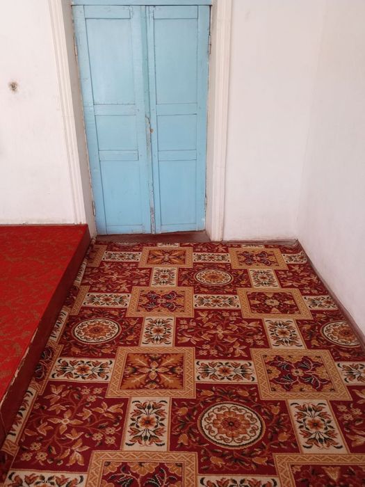 M39 trassa bo‘yida maktab va bitonkagacha 800 metr.  6 xonali uy