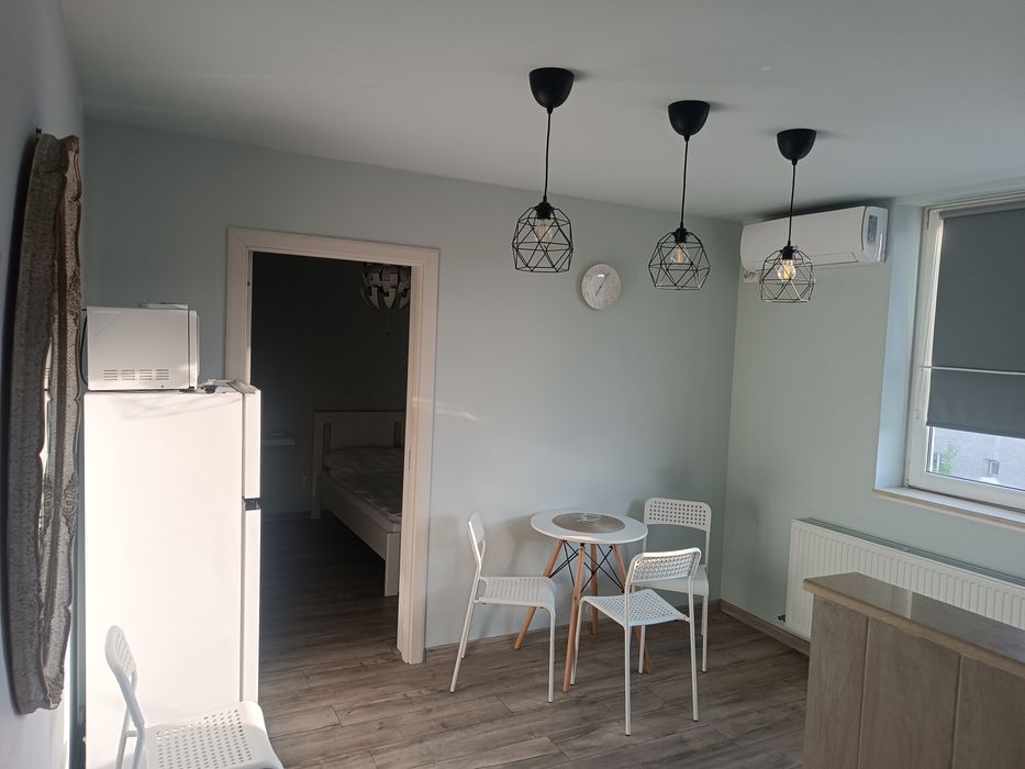 Închiriez apartament 1 camera