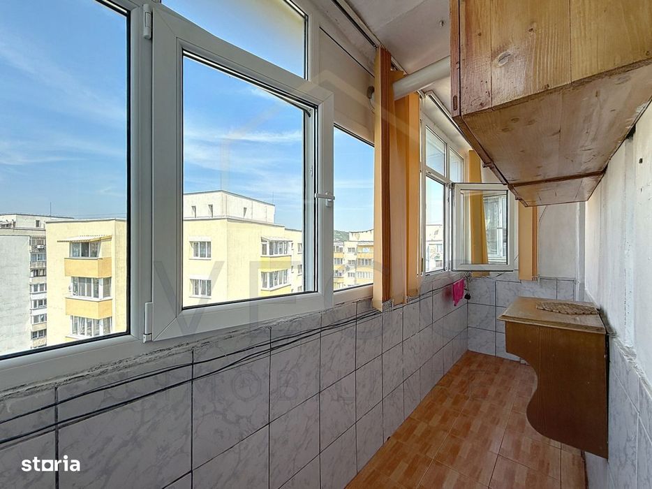 Apartament cu 2 camere, decomandat, 50 mp, parcare, zona Pod Calvaria