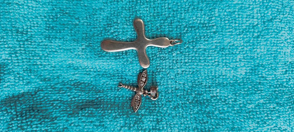 Сребърни гривни и медальони