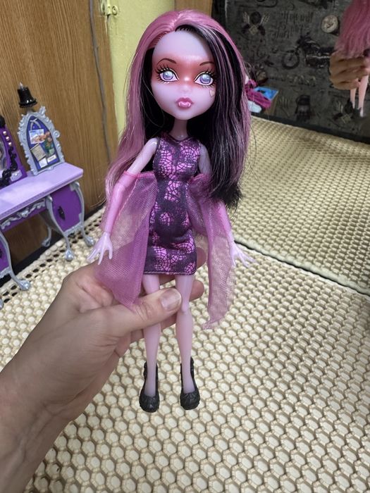 Продам куклу   монстр хай!