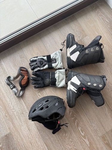 Boots nr 42 , folositi
