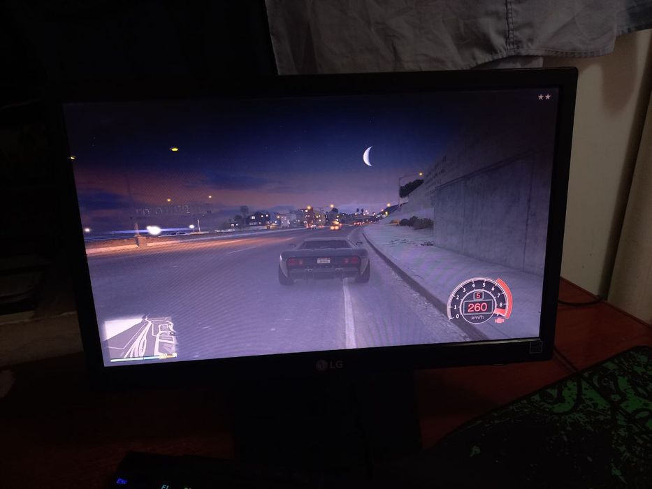 Kompyuter oyin va ofis photoshop uchun