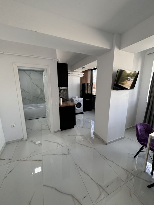 Garsoniera  de inchiriat Mioveni bloc nou.