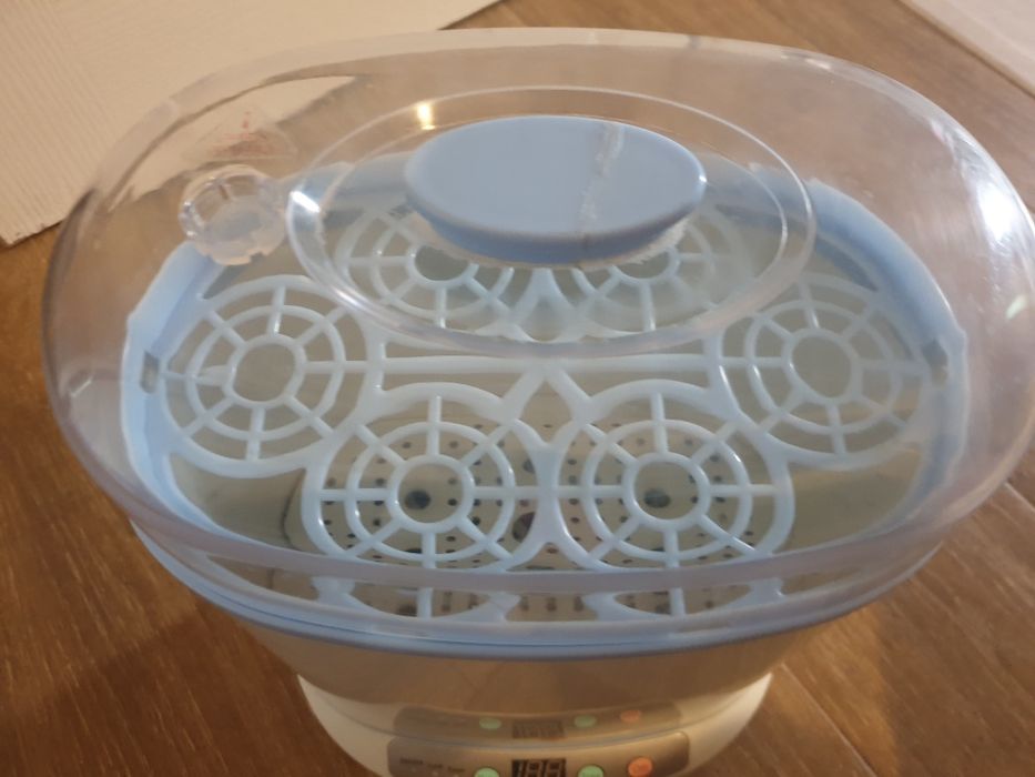 Sterilizator biberoane electric