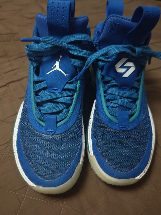 Vând Nike Air Jordan Luka Doncic mărimea 36,5