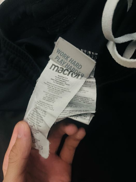 Продам оригинальной трико и шорты бренда Macron.Есть обмен