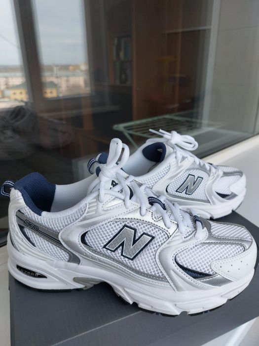 Продам кросовки новые